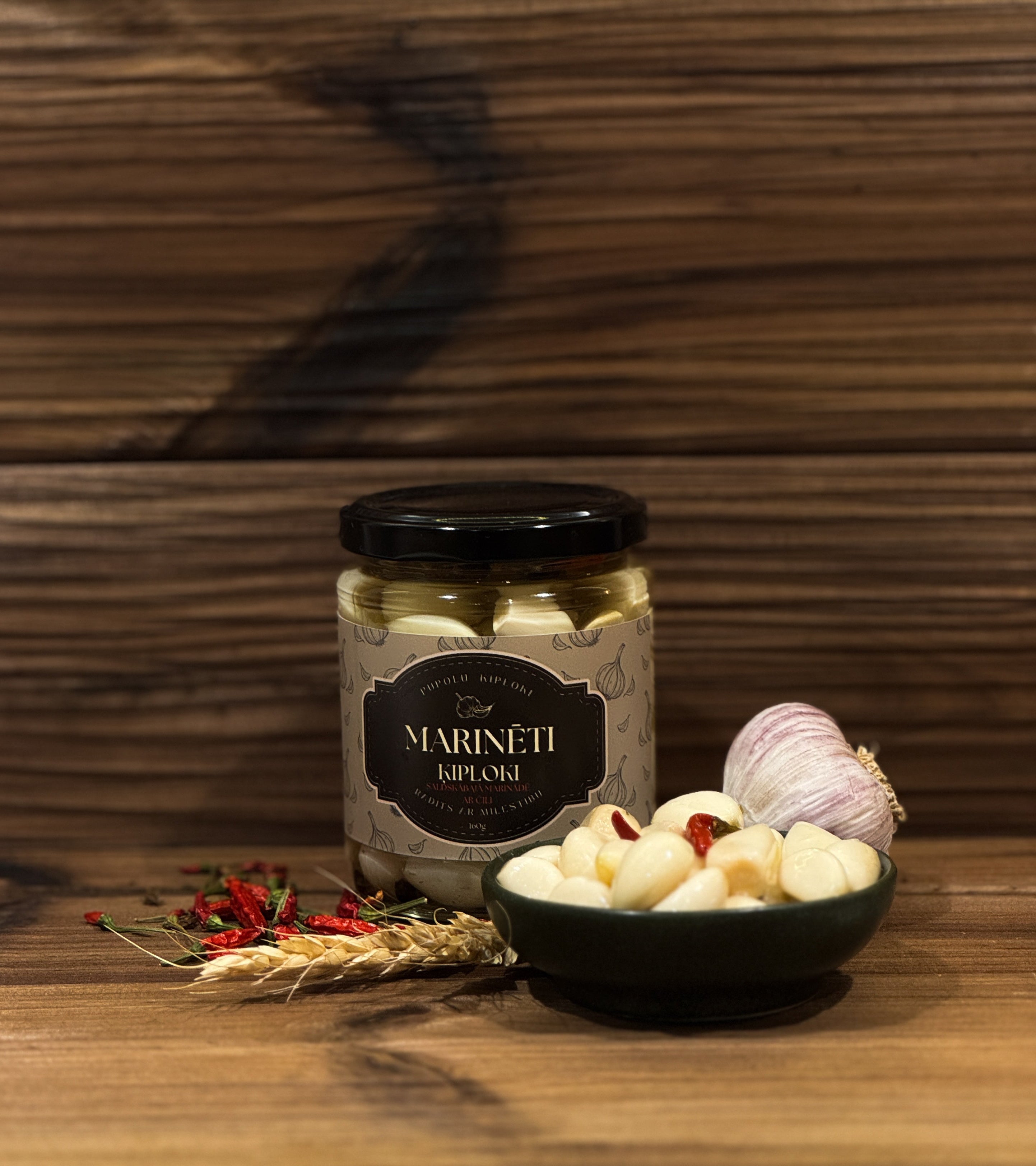 Marinēti ķiploki ar čili 160g